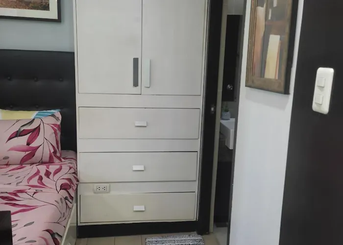 Ldn Staycation Partners 4* Manila