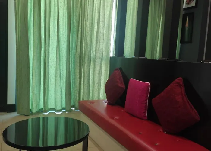 Apartahotel Ldn Staycation Partners 4*
